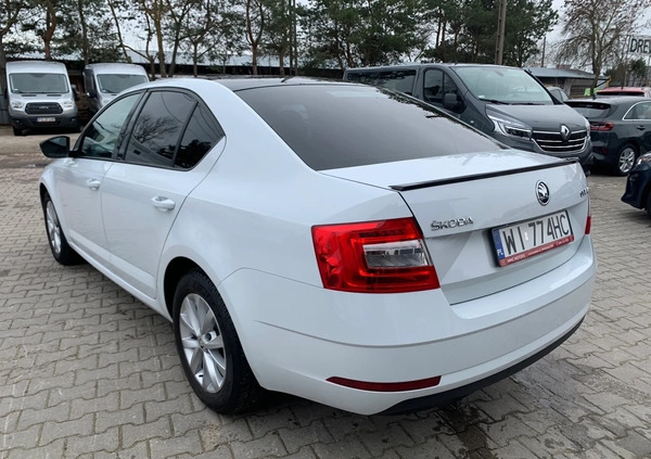 Skoda Octavia cena 59900 przebieg: 197400, rok produkcji 2018 z Krosno Odrzańskie małe 301